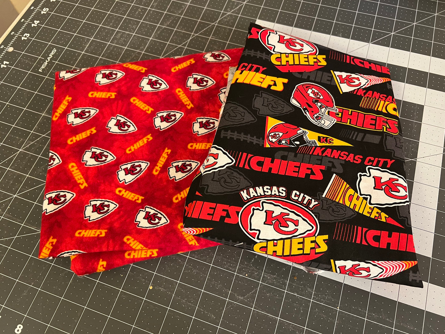 Reversible Chiefs bandana